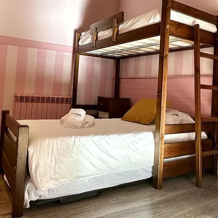 Mas Serra, Casa A Queixans * Caixans