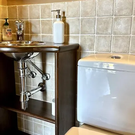 Mas Serra, Casa A Queixans *