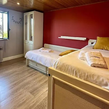 Mas Serra, Casa A Queixans