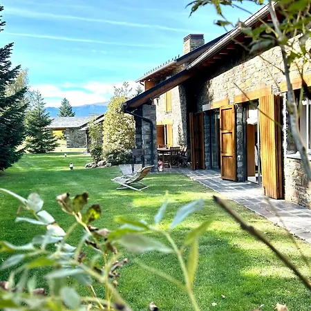 Mas Serra, Casa A Queixans